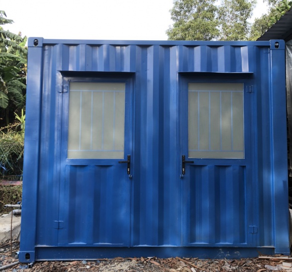 Container toilet 10 feet